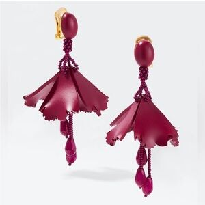 Oscar de la Renta Classic Mini Plum Impatiens C Goldtone & Bead Earrings